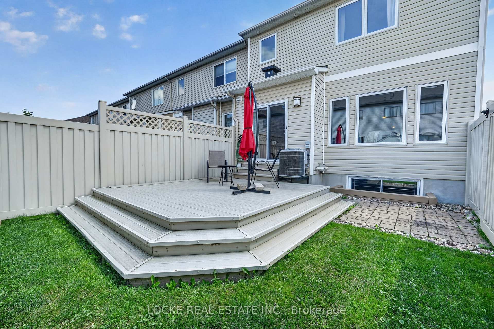 Photo 44 of 1127 Brasseur Crescent, Ottawa, Fallingbrook/Gardenway South — HOMEH