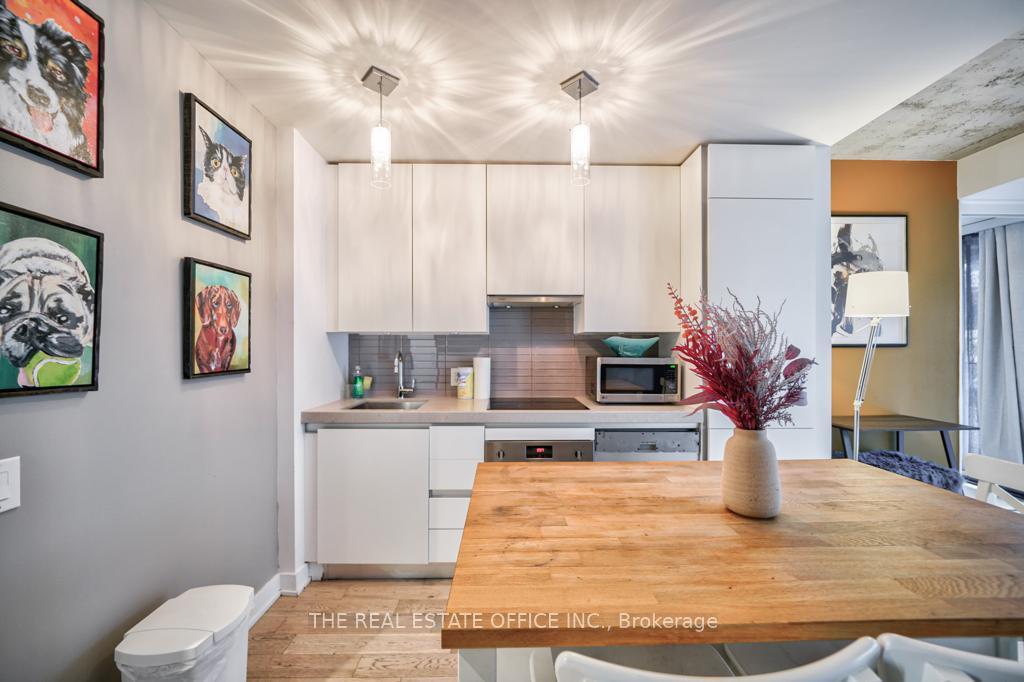Photo 9 of Unit 331, 629 King Street W, Toronto, Waterfront Communities — HOMEH