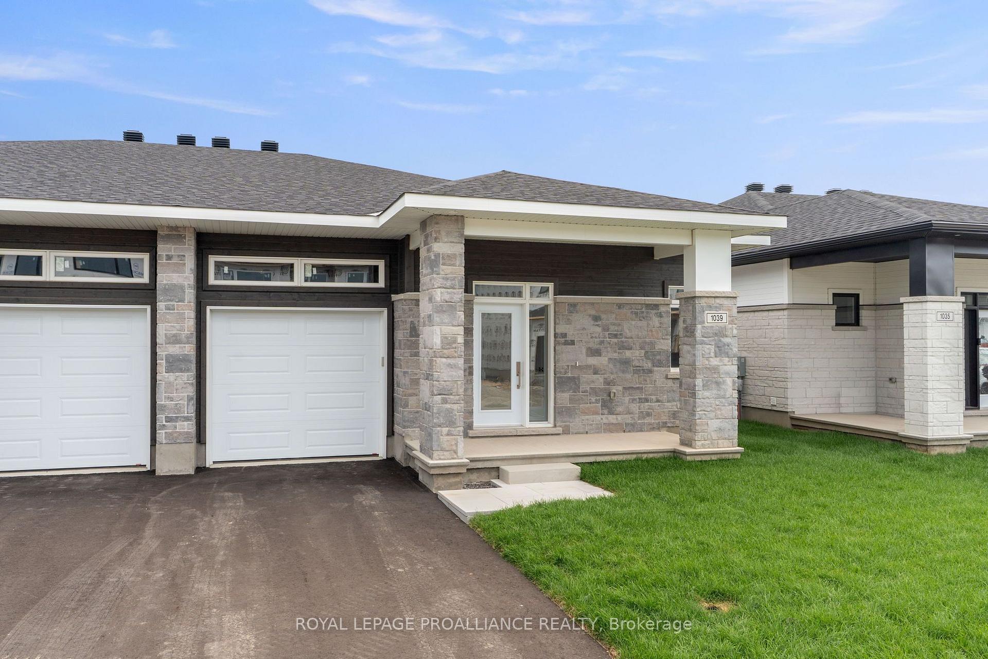 Photo 2 of 1039 Moore Street, Brockville, Brockville — HOMEH