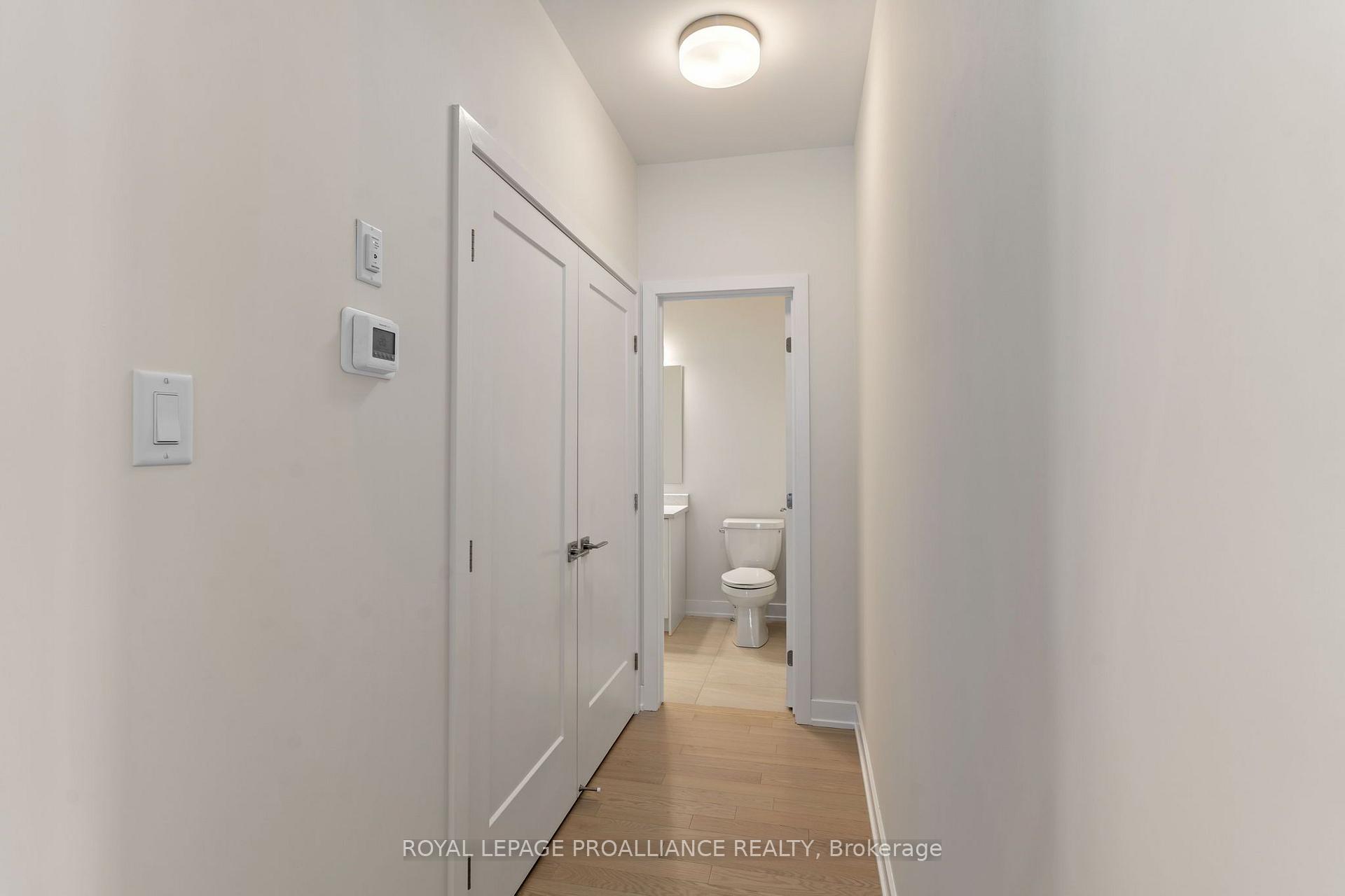 Photo 15 of 1039 Moore Street, Brockville, Brockville — HOMEH