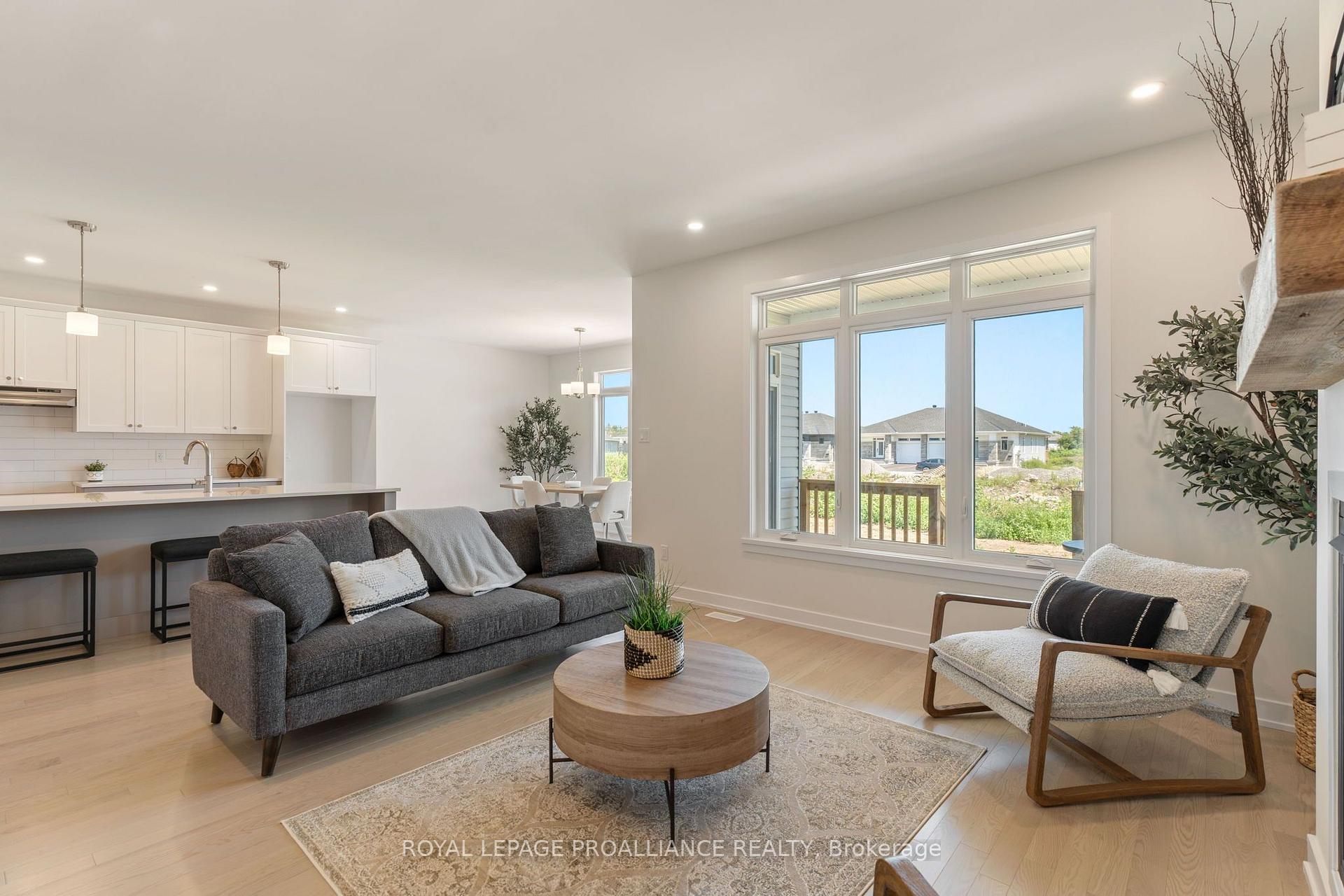 Photo 31 of 1039 Moore Street, Brockville, Brockville — HOMEH