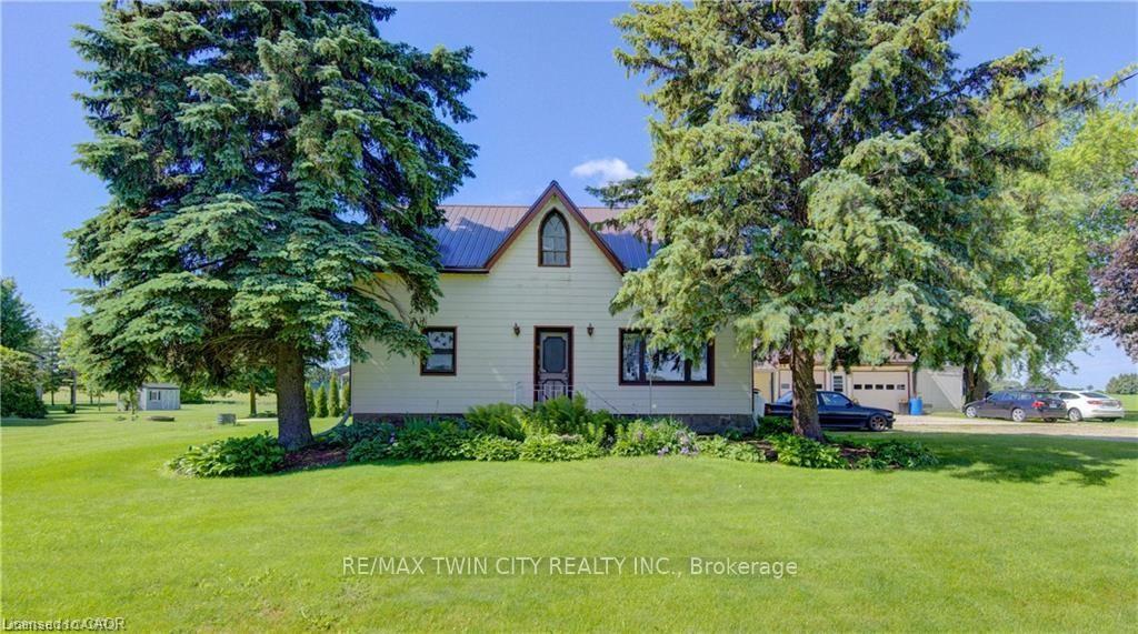Photo 2 of 5315 81 Line, North Perth, Elma — HOMEH