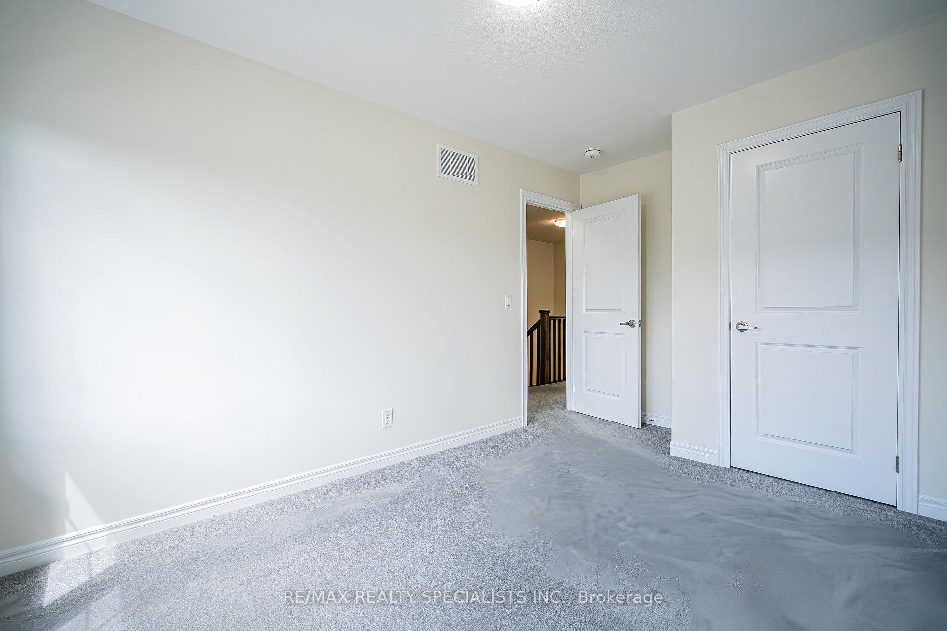 Photo 28 of 225 Broadacre Drive, Kitchener, Brigadoon — HOMEH
