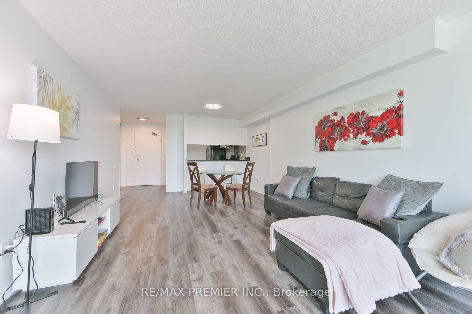 Photo 10 of Unit 408, 238 Albion Road, Etobicoke, Elms-Old Rexdale — HOMEH