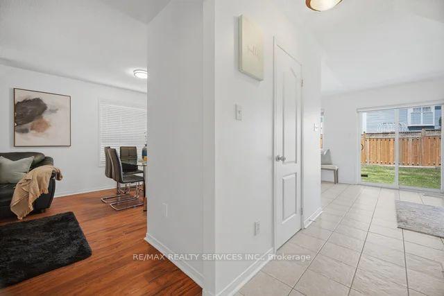 Photo 9 of 92 Orchid Drive, Brampton, Northwest Sandalwood Parkway — HOMEH