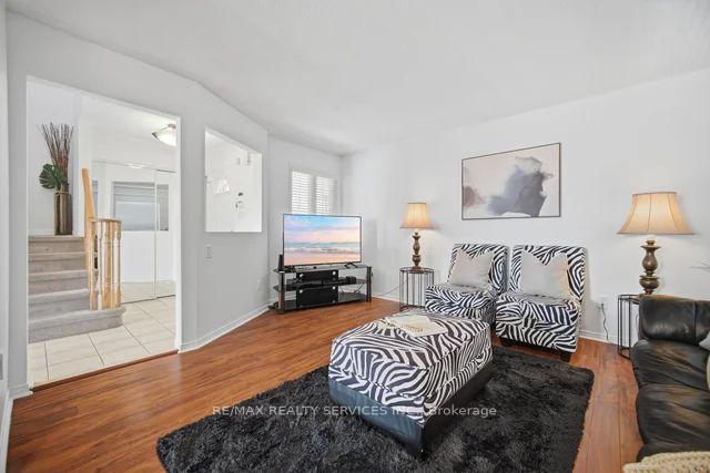 Photo 10 of 92 Orchid Drive, Brampton, Northwest Sandalwood Parkway — HOMEH