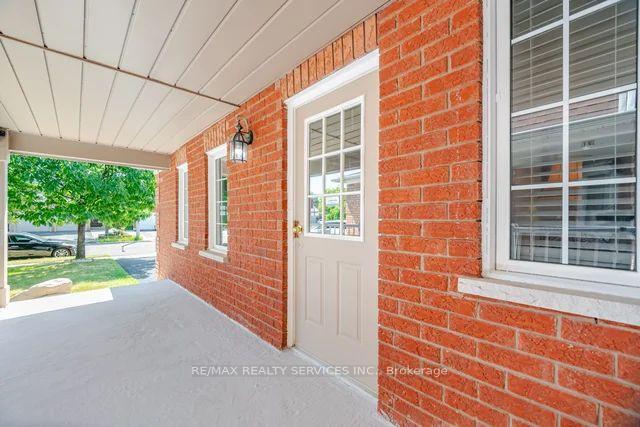 Photo 41 of 92 Orchid Drive, Brampton, Northwest Sandalwood Parkway — HOMEH