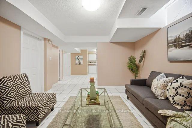 Photo 45 of 92 Orchid Drive, Brampton, Northwest Sandalwood Parkway — HOMEH