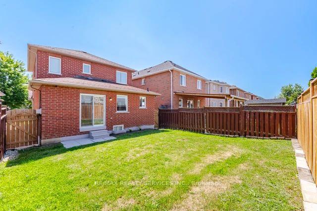 Photo 50 of 92 Orchid Drive, Brampton, Northwest Sandalwood Parkway — HOMEH