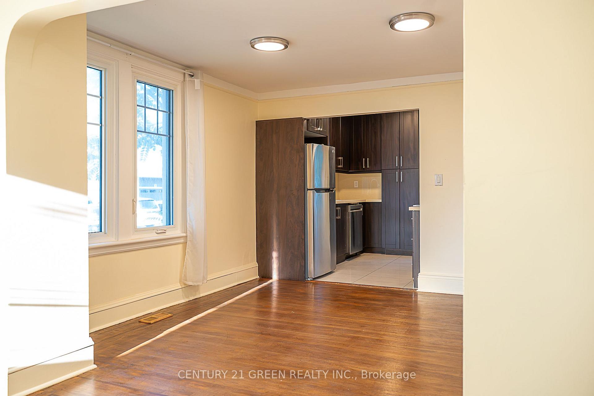 Photo 9 of 41 Paradise Road S, Hamilton, Westdale — HOMEH