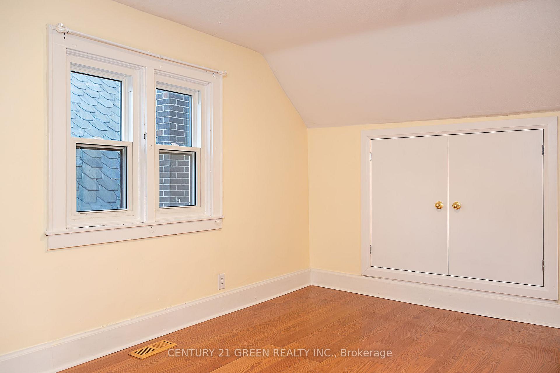 Photo 23 of 41 Paradise Road S, Hamilton, Westdale — HOMEH