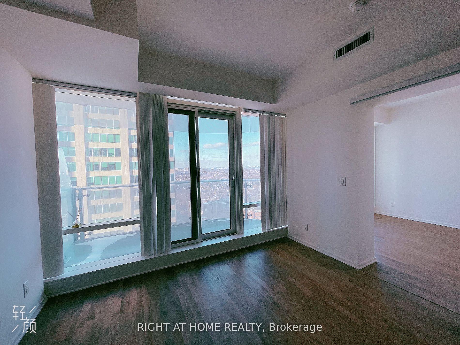 Photo 6 of Unit 2912, 1 Bloor Street E, Toronto, Church-Yonge Corridor — HOMEH