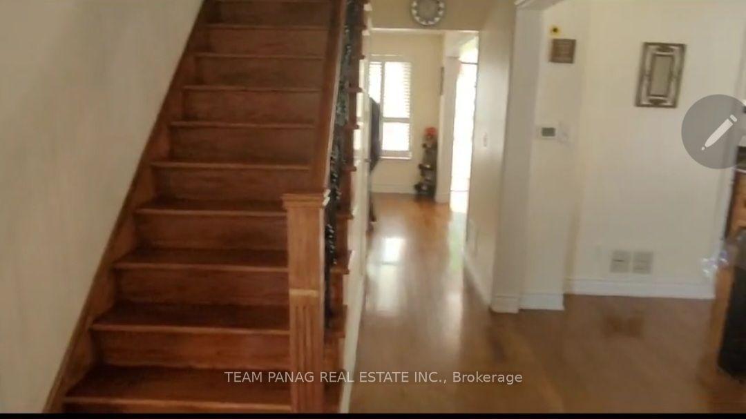 Photo 6 of Unit #Upper, 12 Jeremy Place, Brampton, Northgate — HOMEH