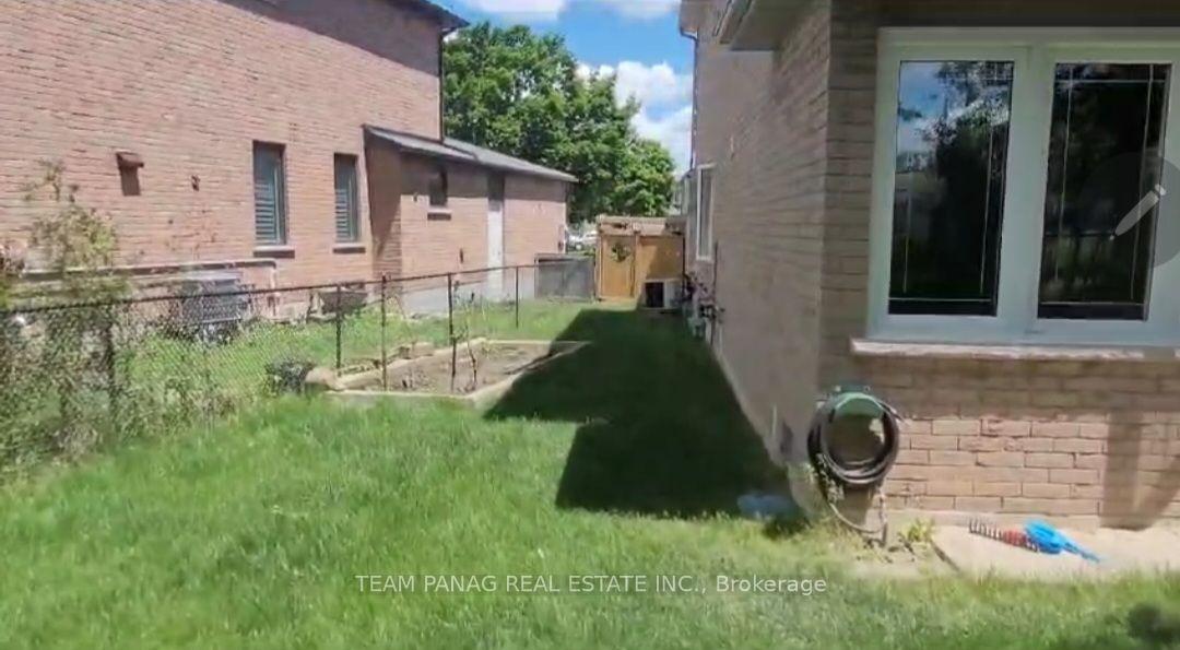 Photo 31 of Unit #Upper, 12 Jeremy Place, Brampton, Northgate — HOMEH