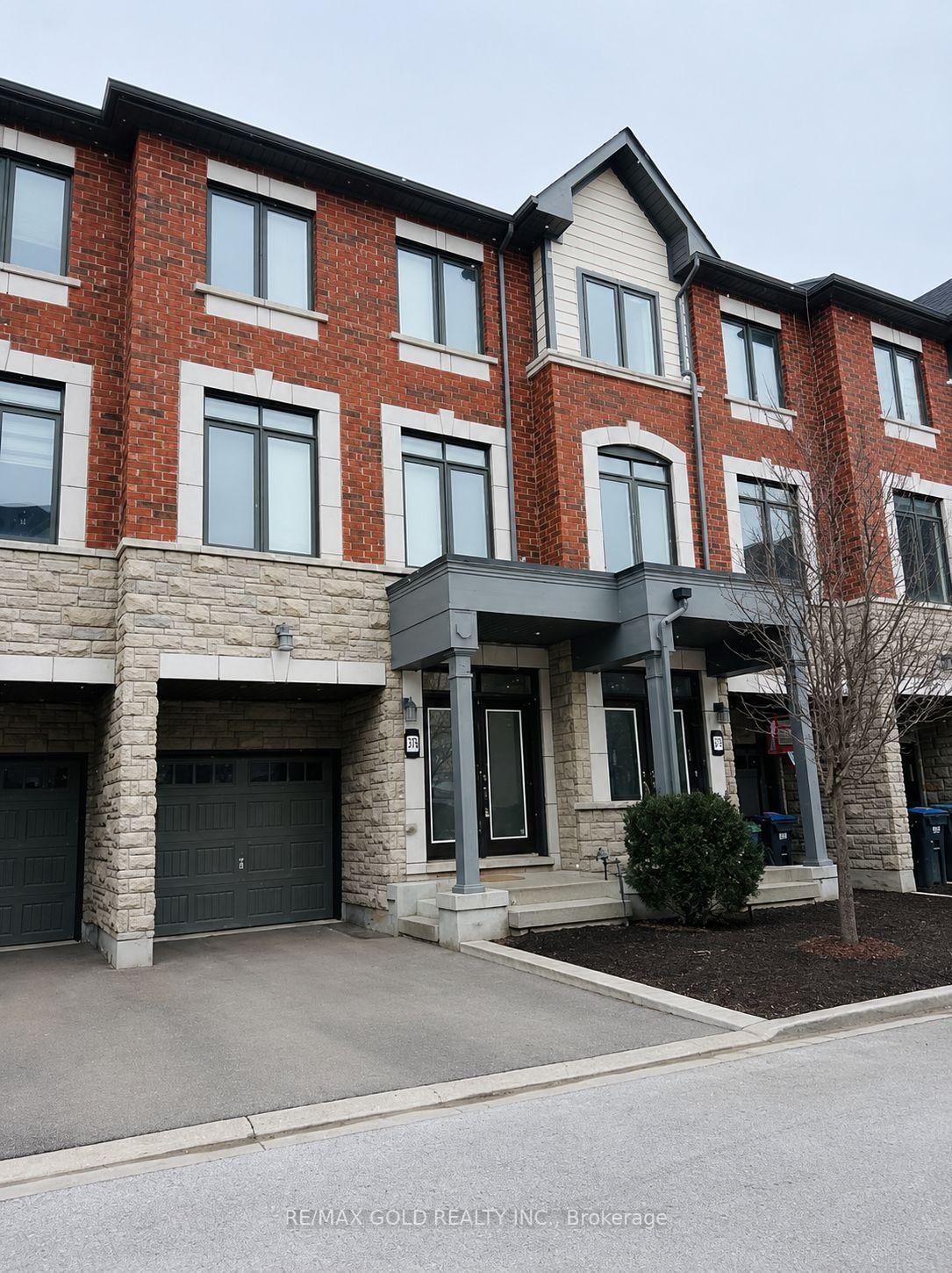 Front of 354 Ladycroft Terrace