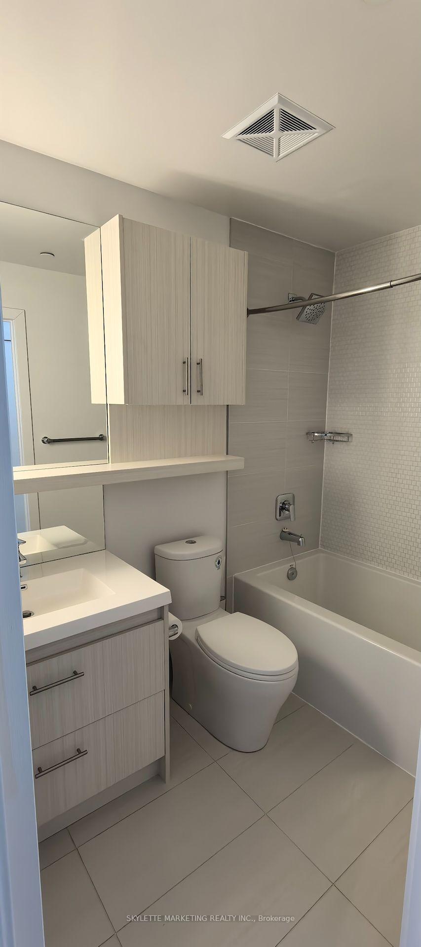 Photo 16 of Unit 609, 128 Fairview Mall Drive, North York, Don Valley Village — HOMEH