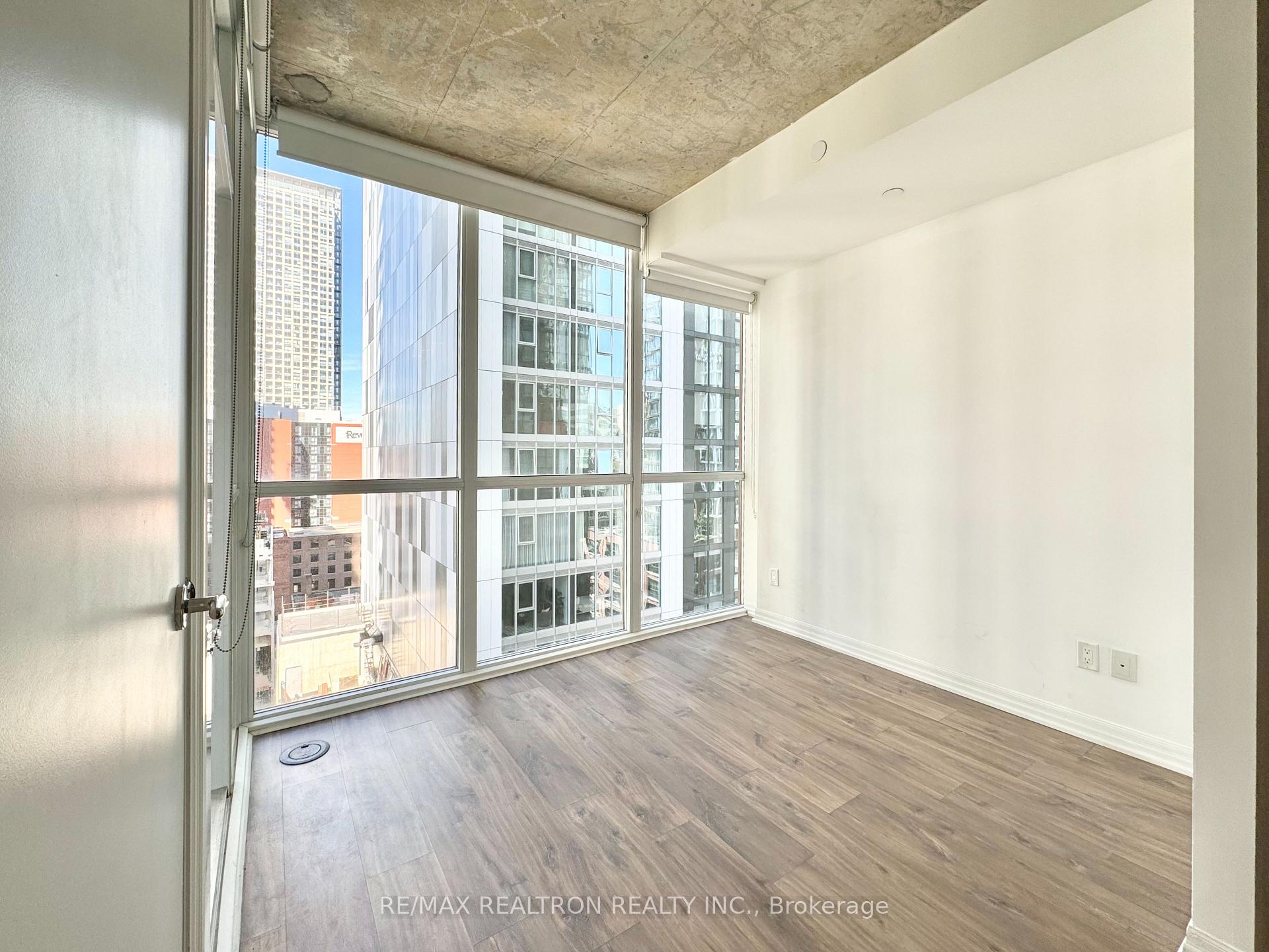 Photo 9 of Unit 1216, 88 Blue Jays Way, Toronto, Waterfront Communities — HOMEH
