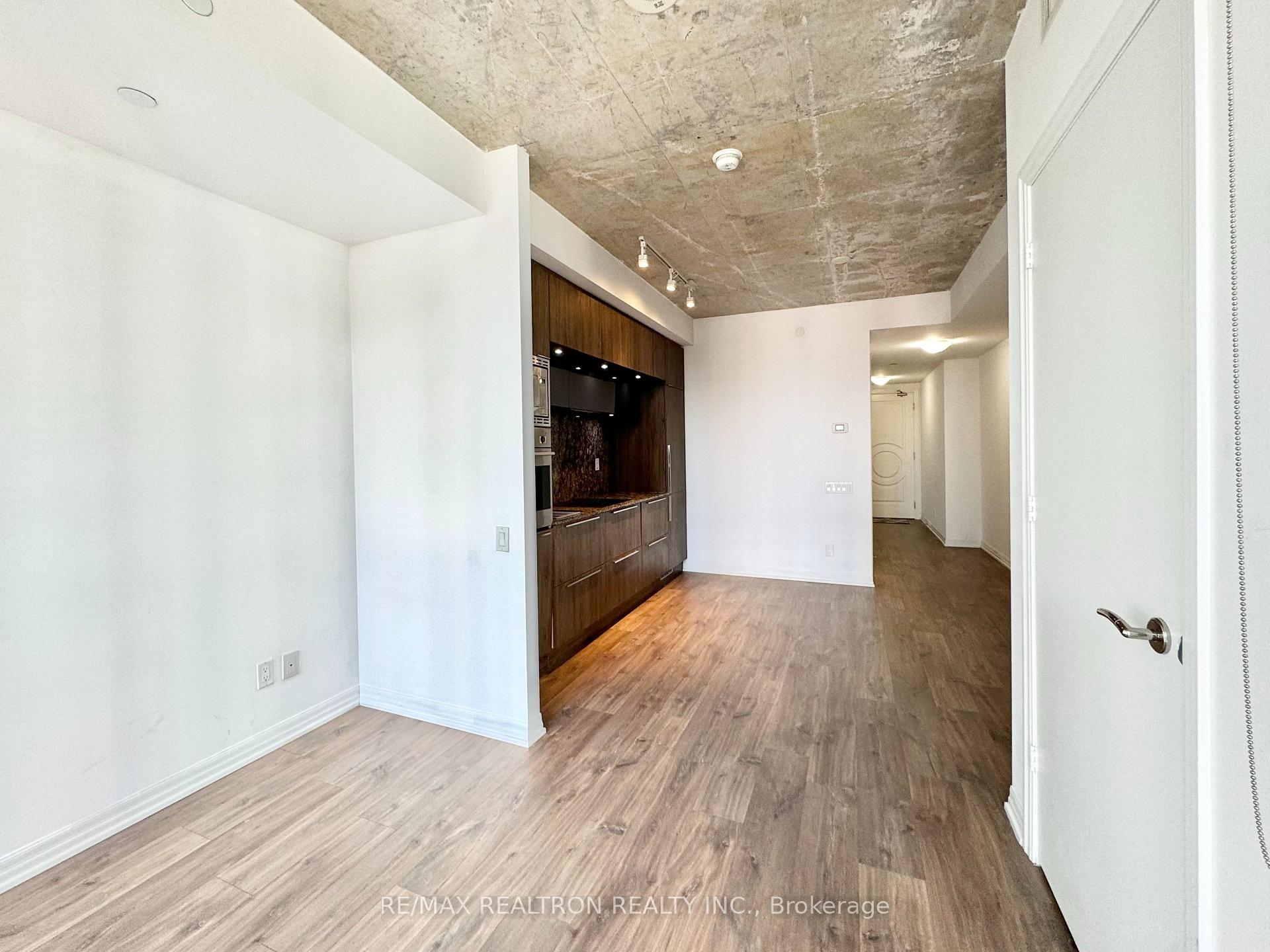 Photo 12 of Unit 1216, 88 Blue Jays Way, Toronto, Waterfront Communities — HOMEH