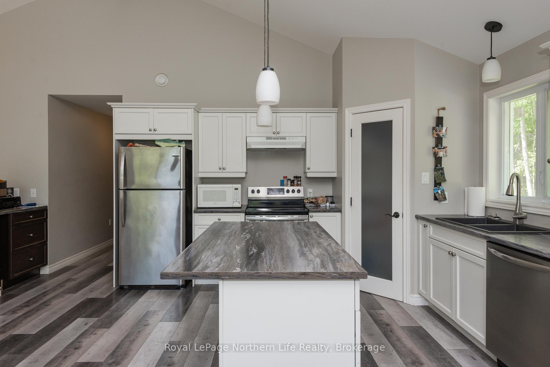 Photo 17 of 522 Hart Road, Callander — HOMEH