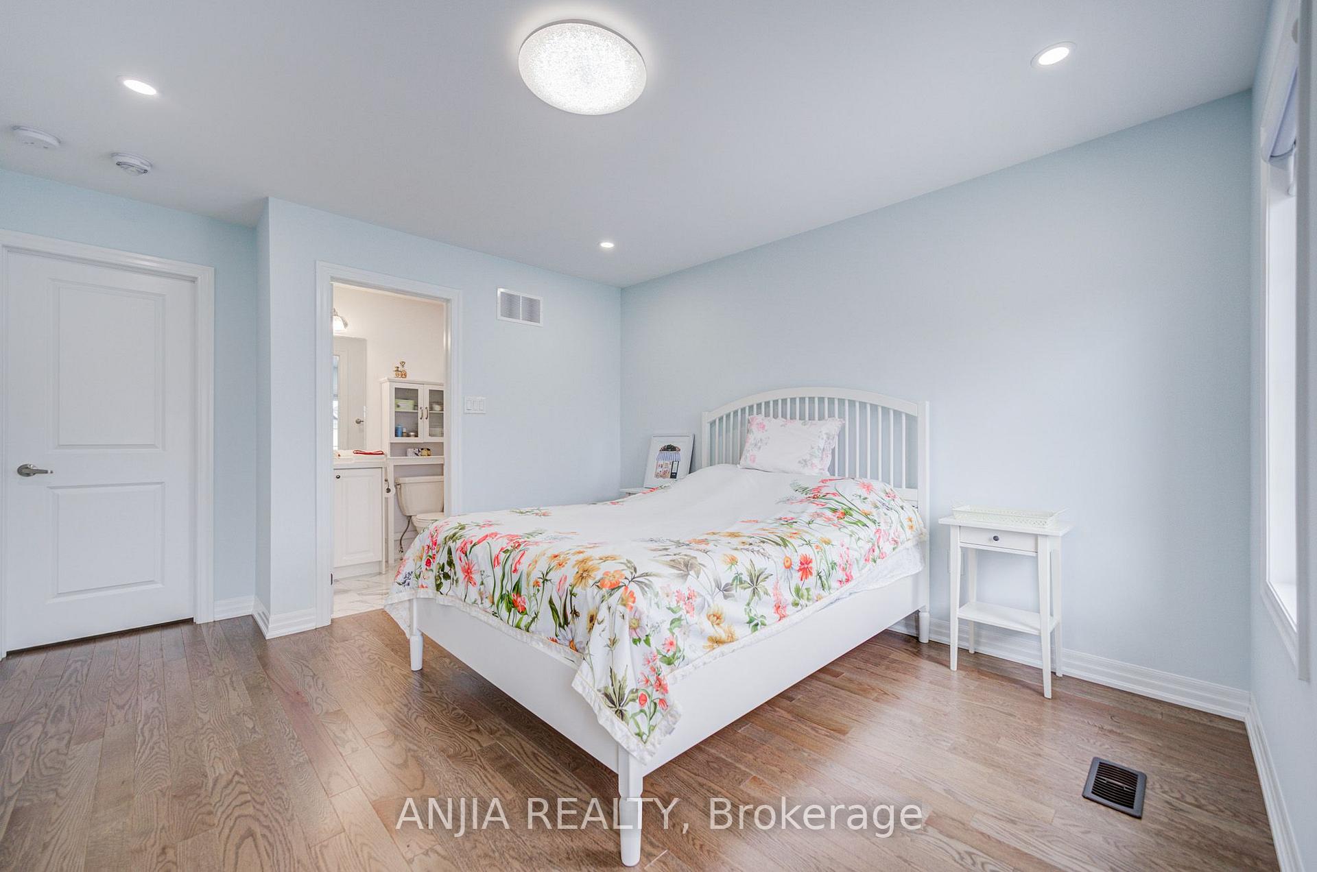 Photo 34 of 67 Furrow Street, Markham, Wismer — HOMEH