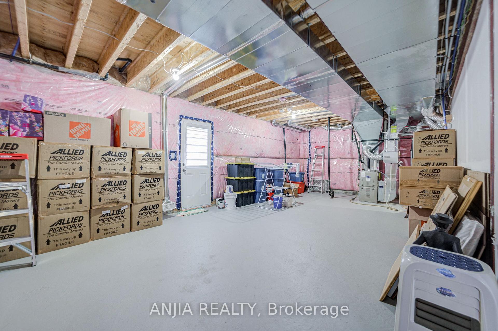Photo 35 of 67 Furrow Street, Markham, Wismer — HOMEH