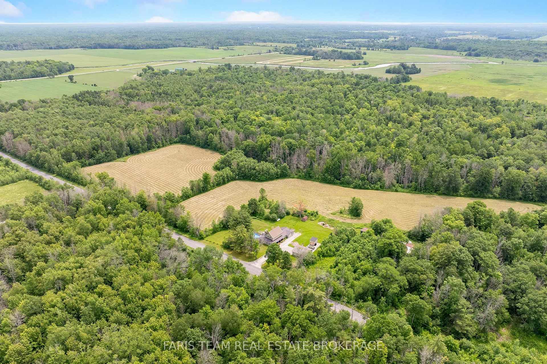 Photo 38 of 2289 Kinnear Side Road, Severn, Rural Severn — HOMEH