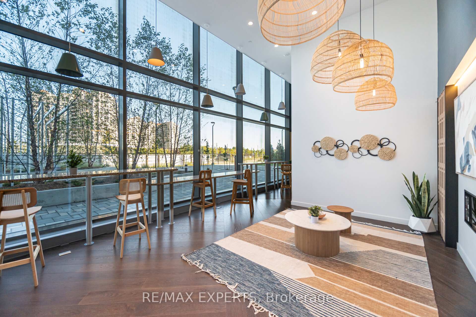 Photo 3 of Unit 1824, 498 Caldari Road, Vaughan, Concord — HOMEH