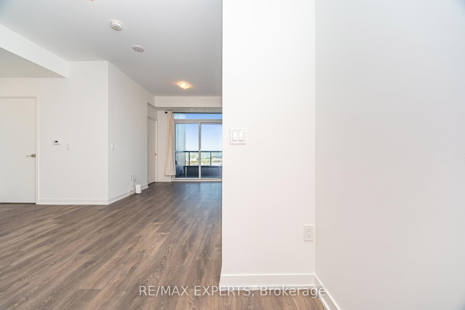 Photo 7 of Unit 1824, 498 Caldari Road, Vaughan, Concord — HOMEH