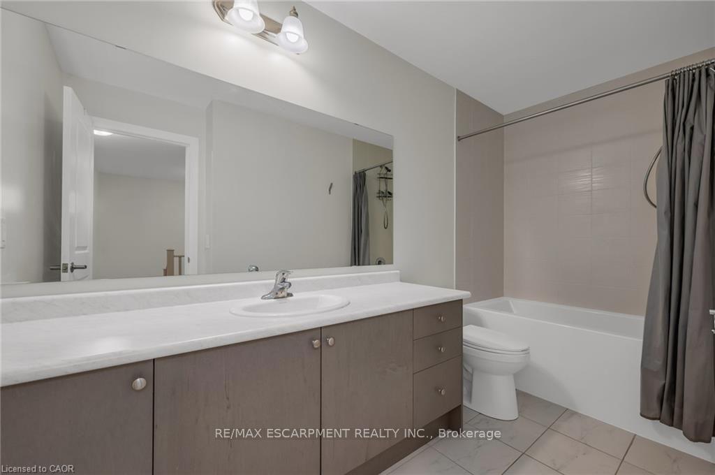 Photo 6 of 4086 Canby Street, Lincoln, Beamsville — HOMEH