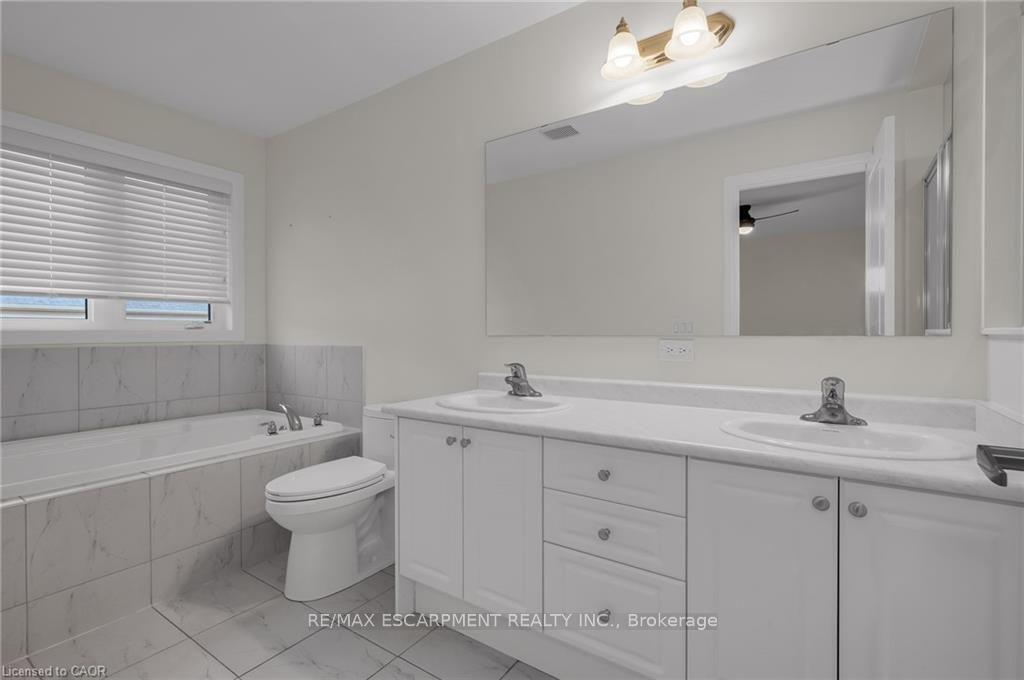 Photo 8 of 4086 Canby Street, Lincoln, Beamsville — HOMEH