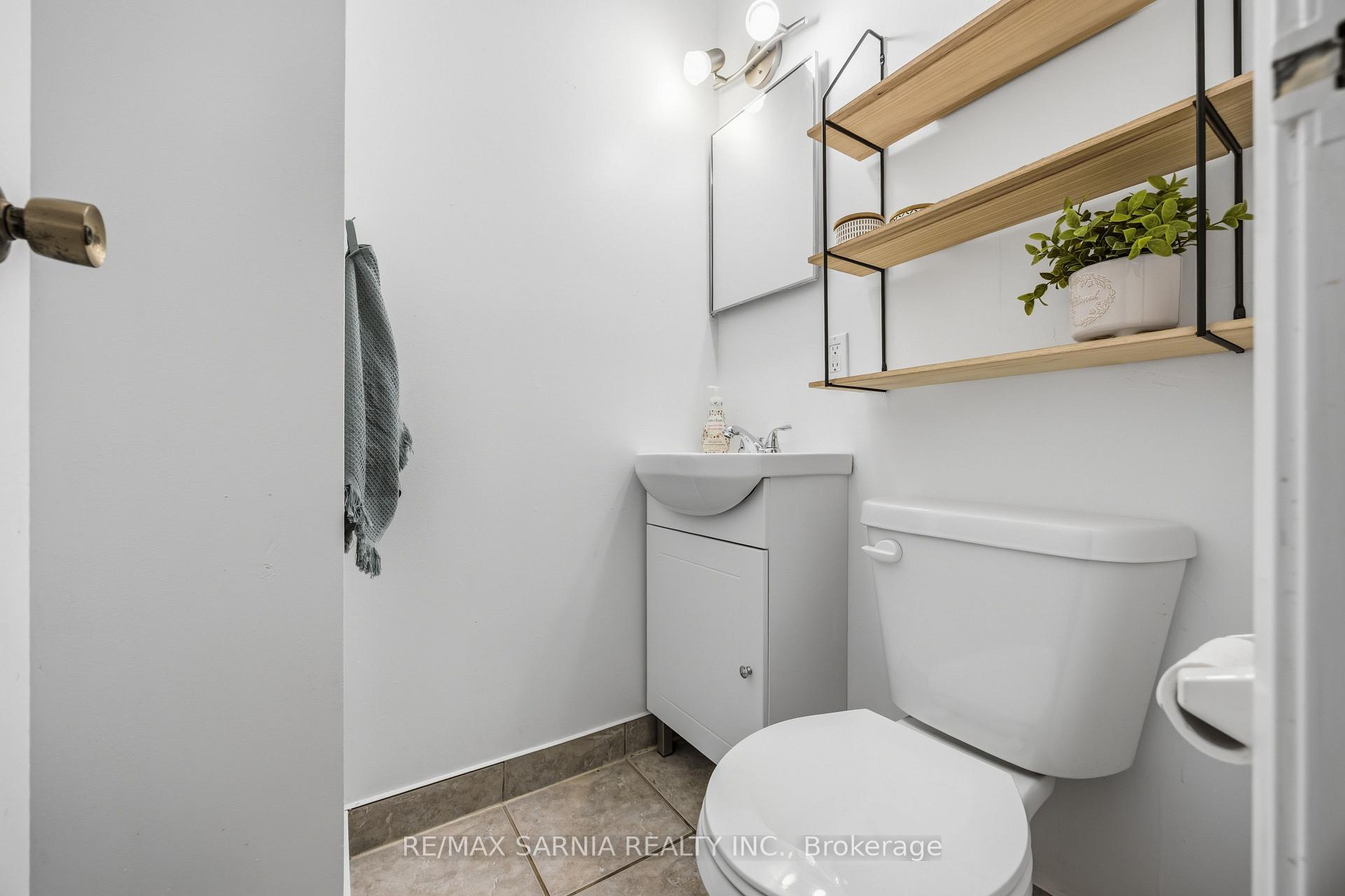 Photo 16 of Unit 5, 200 St Clair Boulevard, St. Clair — HOMEH