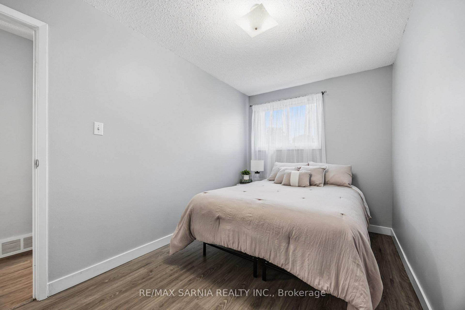 Photo 23 of Unit 5, 200 St Clair Boulevard, St. Clair — HOMEH