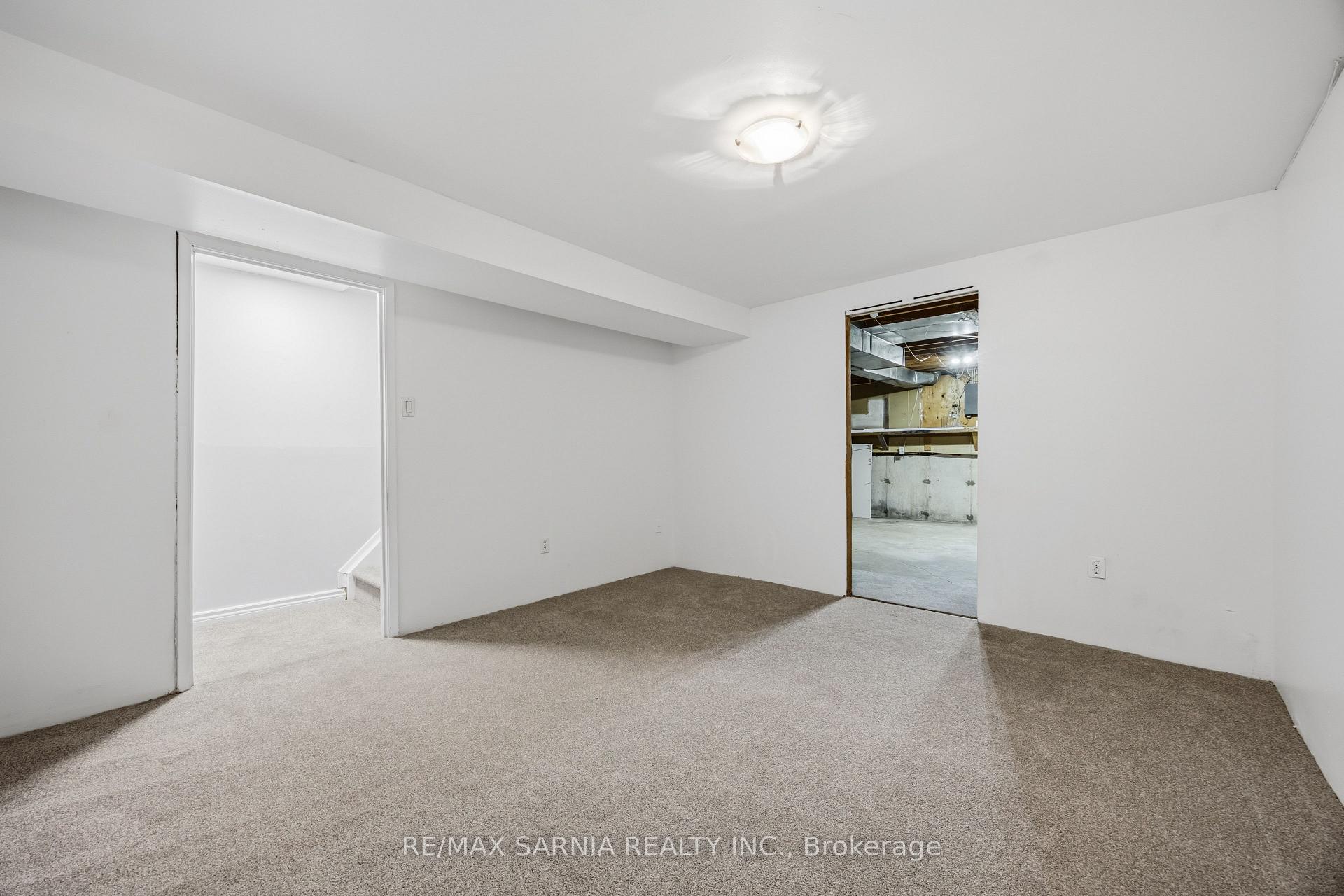 Photo 28 of Unit 5, 200 St Clair Boulevard, St. Clair — HOMEH