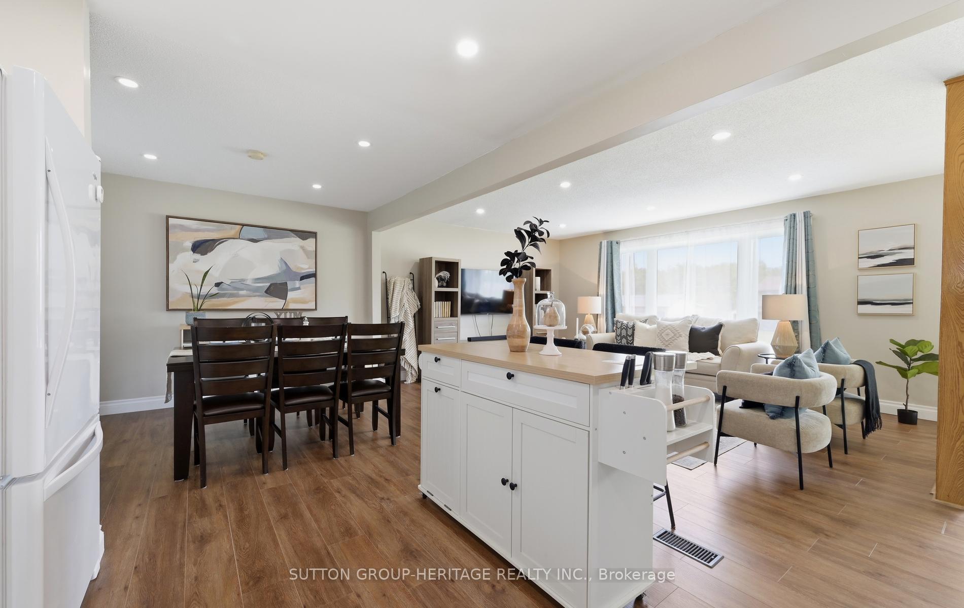 Photo 15 of 25 Manvers Drive, Kawartha Lakes, Janetville — HOMEH