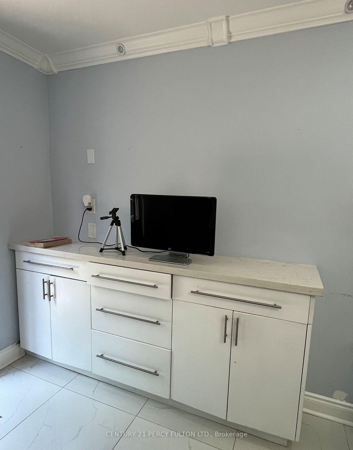 Photo 7 of 2034 Shay Drive, Pickering, Brock Ridge — HOMEH