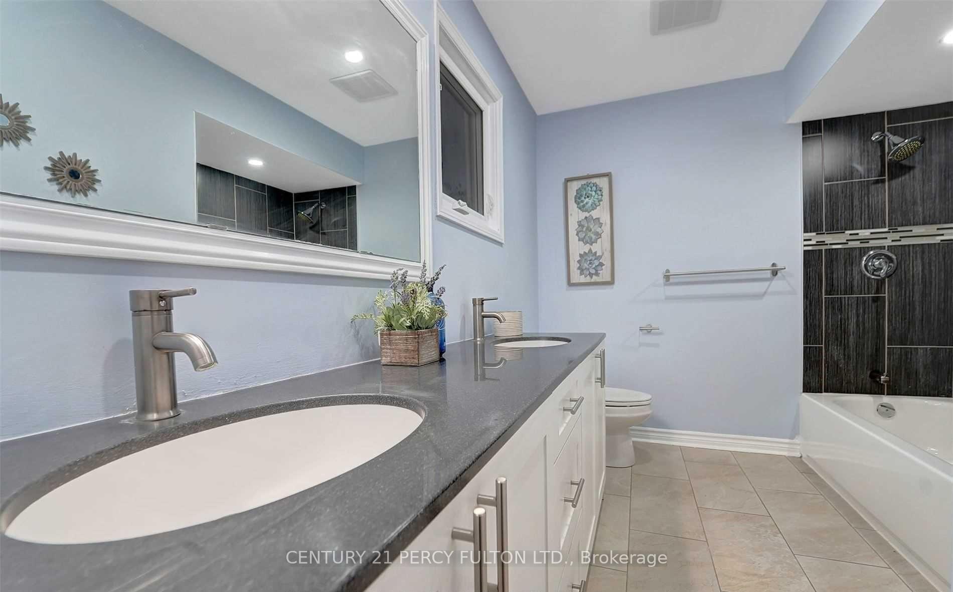 Photo 10 of 2034 Shay Drive, Pickering, Brock Ridge — HOMEH