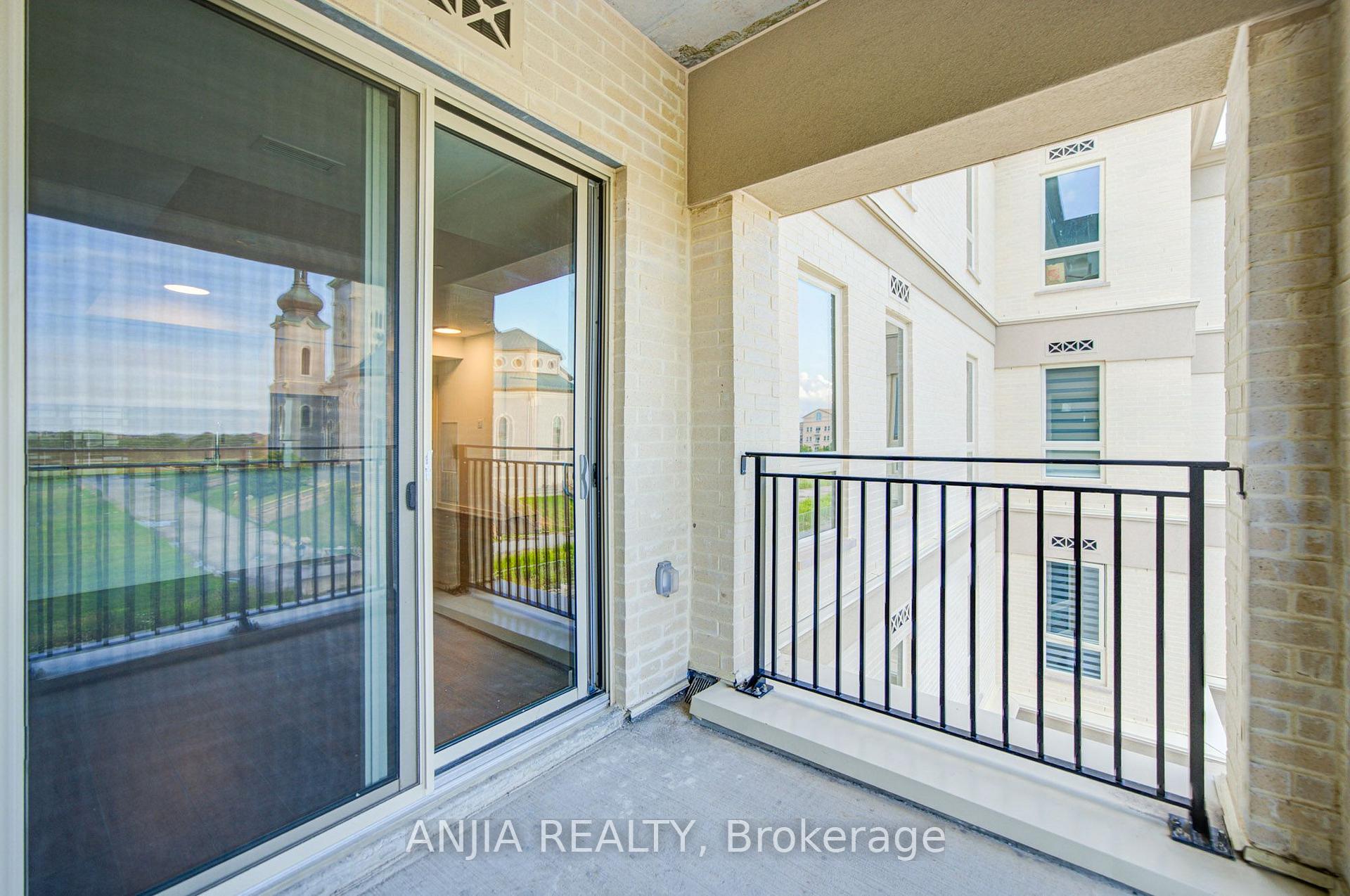 Photo 33 of Unit 303, 101 Cathedral High Street, Markham, Cathedraltown — HOMEH
