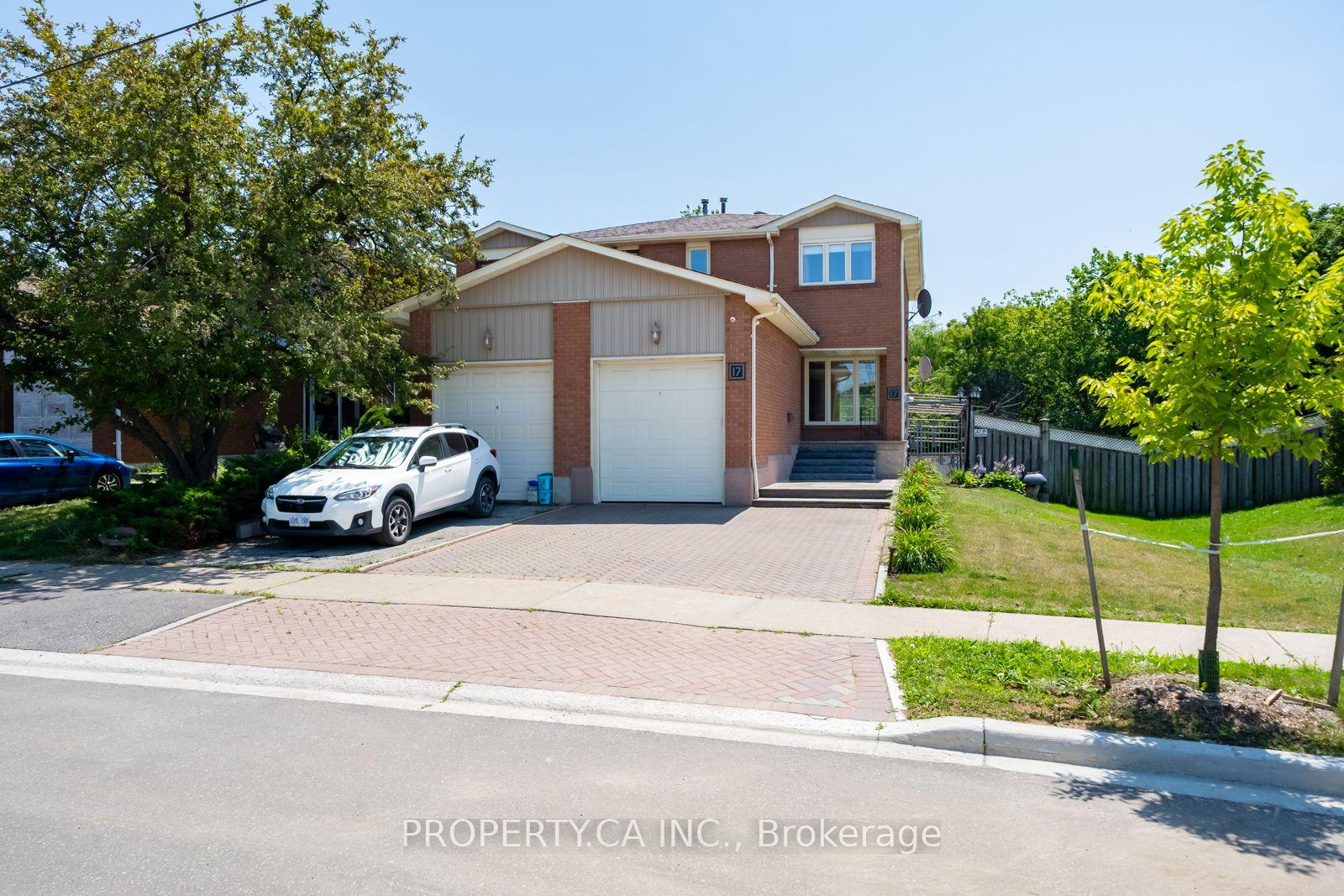 Front of 17 Boyne Highlands Court