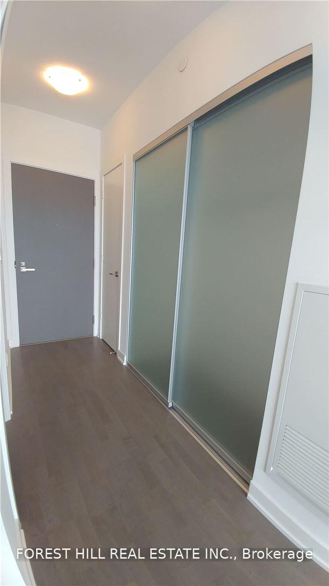 Photo 2 of Unit 809, 501 St Clair Avenue W, Toronto, Casa Loma — HOMEH
