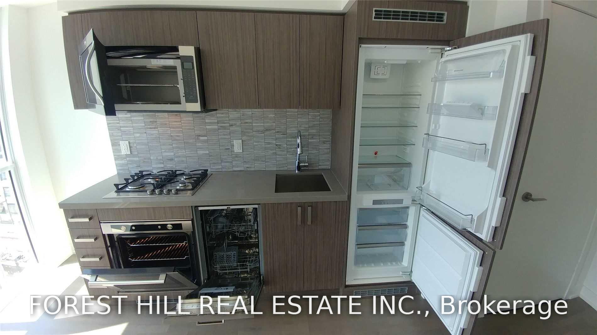 Photo 3 of Unit 809, 501 St Clair Avenue W, Toronto, Casa Loma — HOMEH