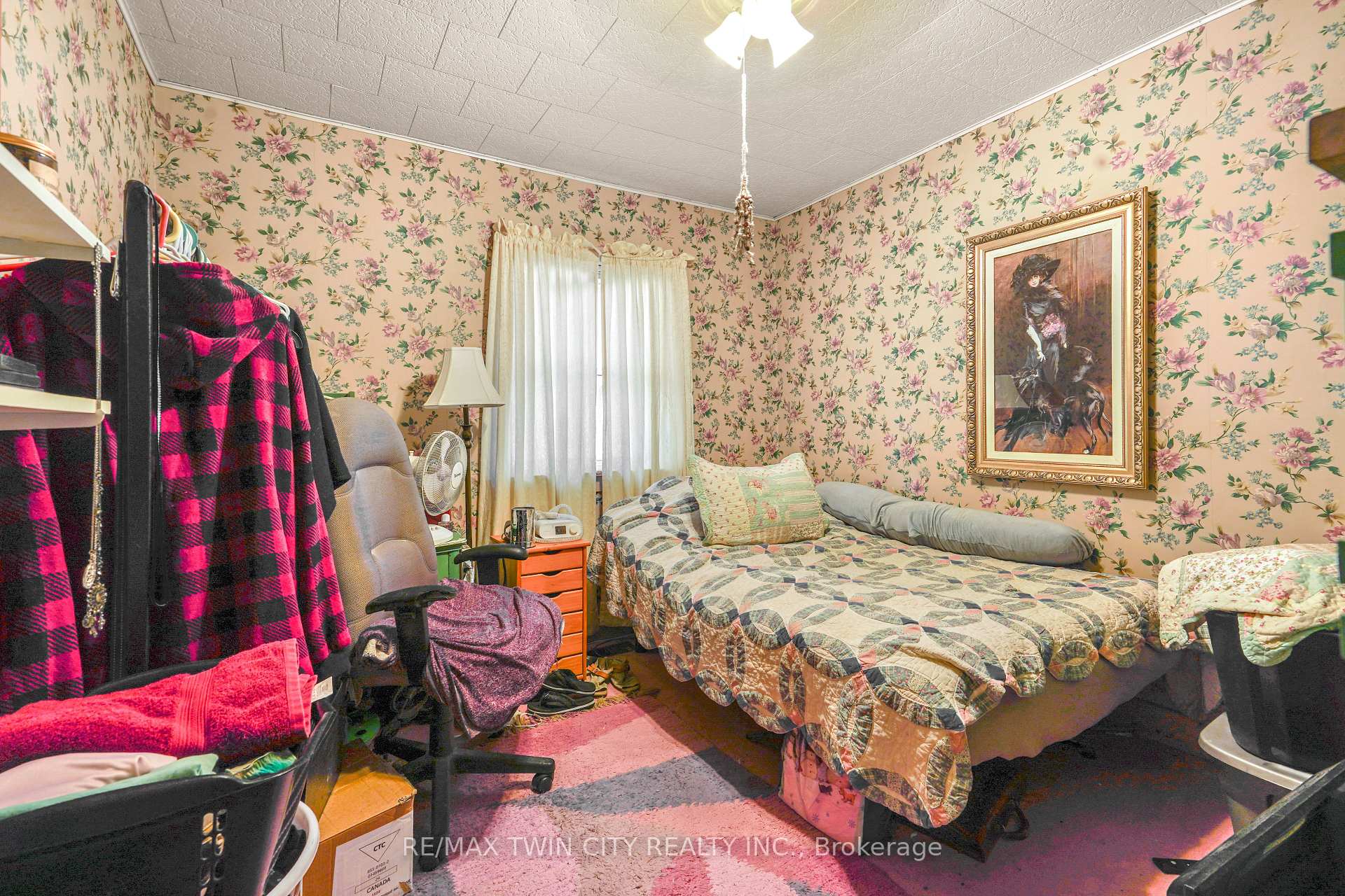 Photo 17 of 45 Wellington Street, Brant, Paris — HOMEH