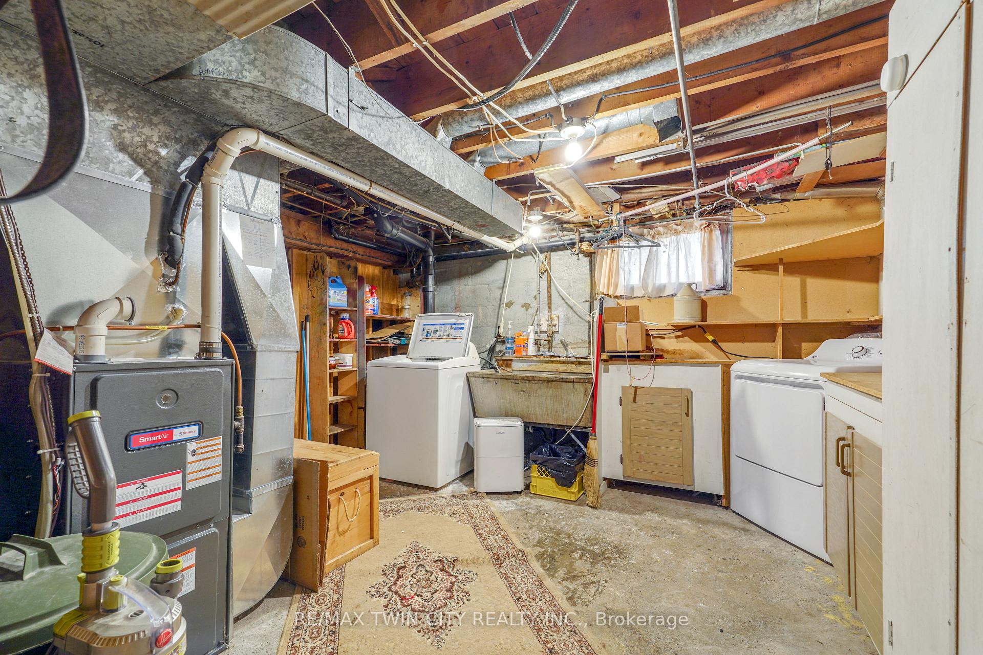 Photo 28 of 45 Wellington Street, Brant, Paris — HOMEH