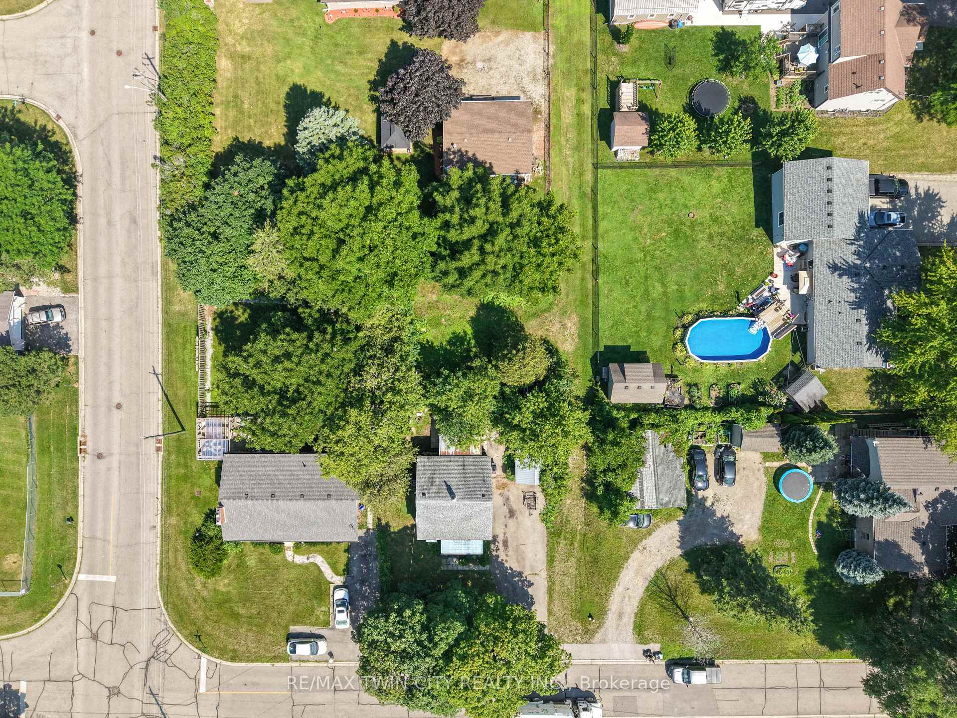 Photo 41 of 45 Wellington Street, Brant, Paris — HOMEH