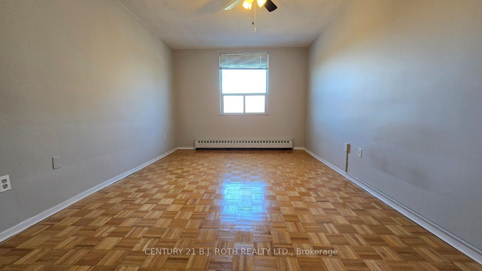 Photo 9 of Unit 401, 98 Holgate Street, Barrie, Allandale — HOMEH