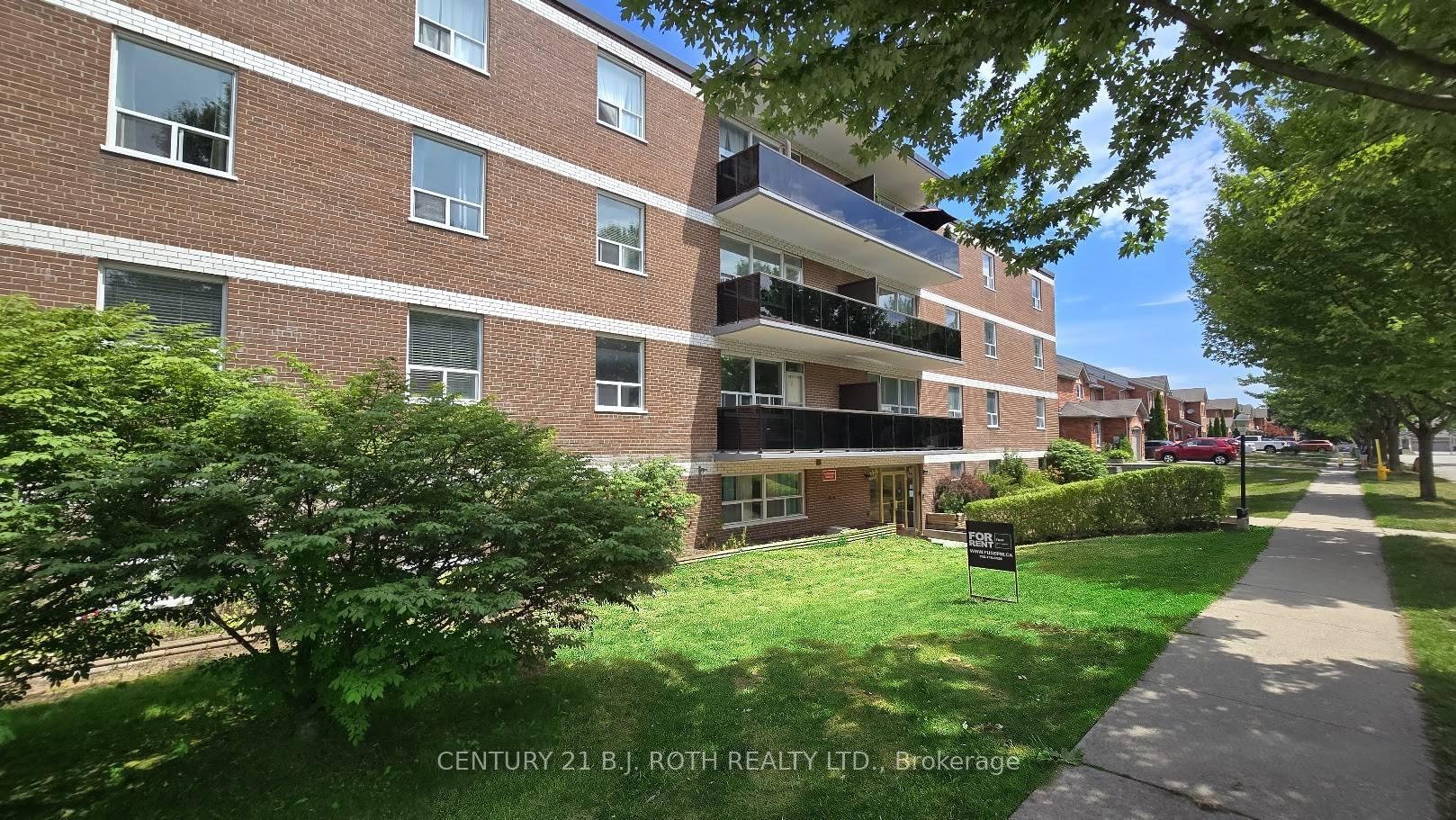 Photo 14 of Unit 401, 98 Holgate Street, Barrie, Allandale — HOMEH
