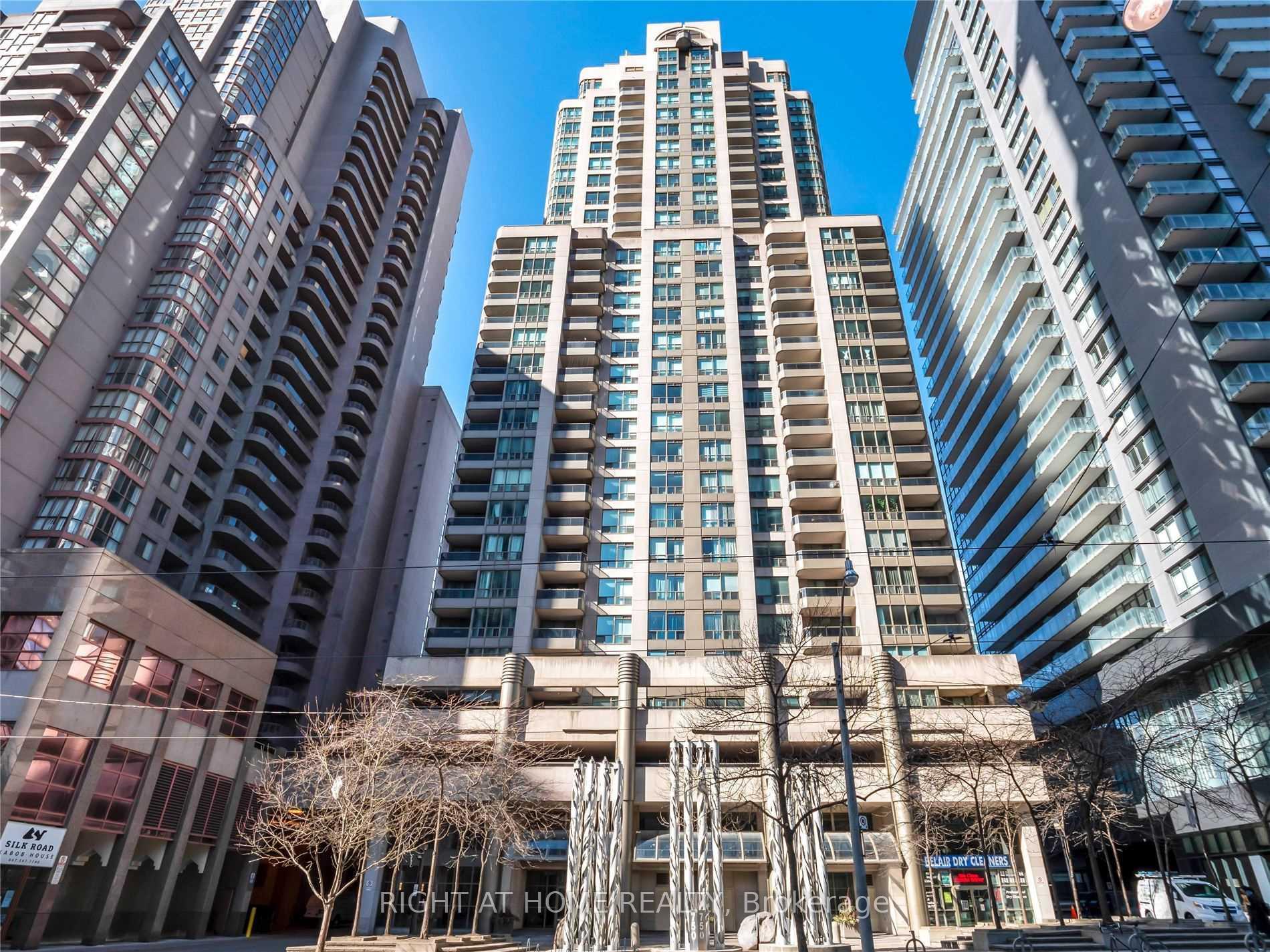 Front of Unit 2306, 750 Bay Street