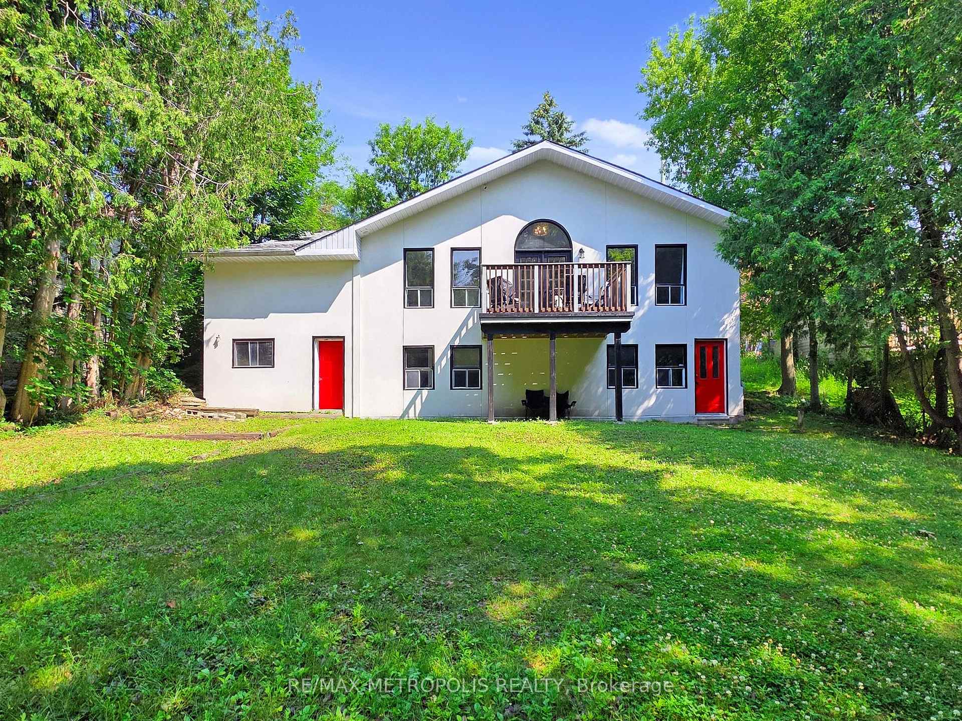 Photo 32 of 1000 Elgin Street, Newmarket, Huron Heights-Leslie Valley — HOMEH