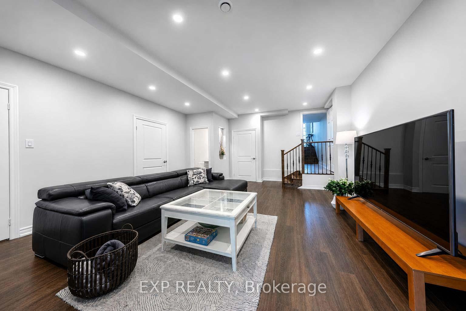 Photo 35 of Unit 9, 8900 Bathurst Street, Vaughan, Patterson — HOMEH