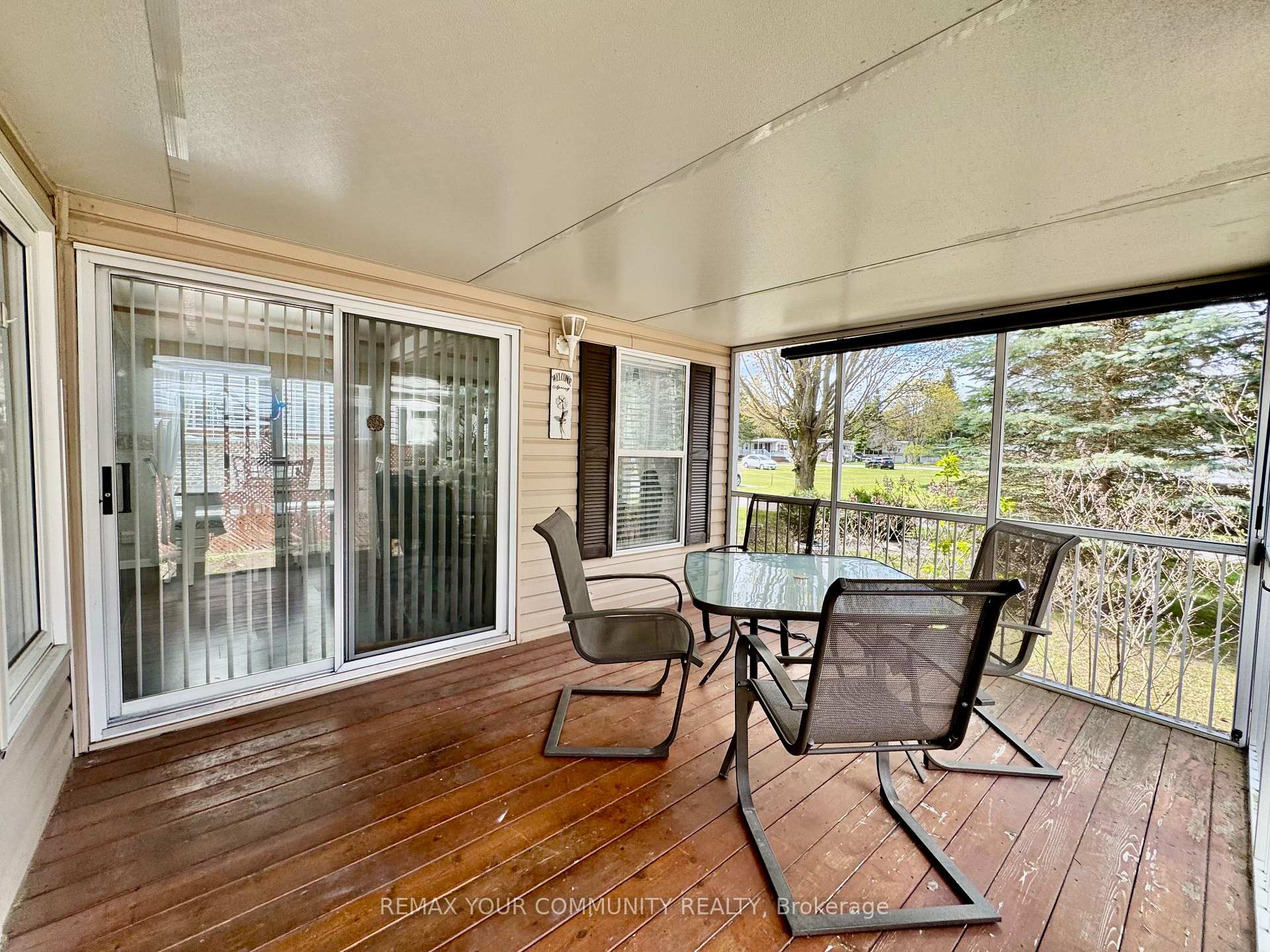 Photo 18 of Unit 323, 285 Crydermans Side Road, Georgina, Baldwin — HOMEH