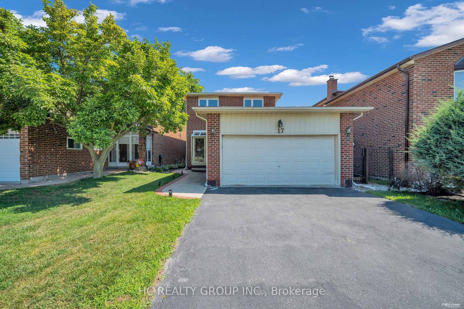 Photo of 17 Pugsley Avenue